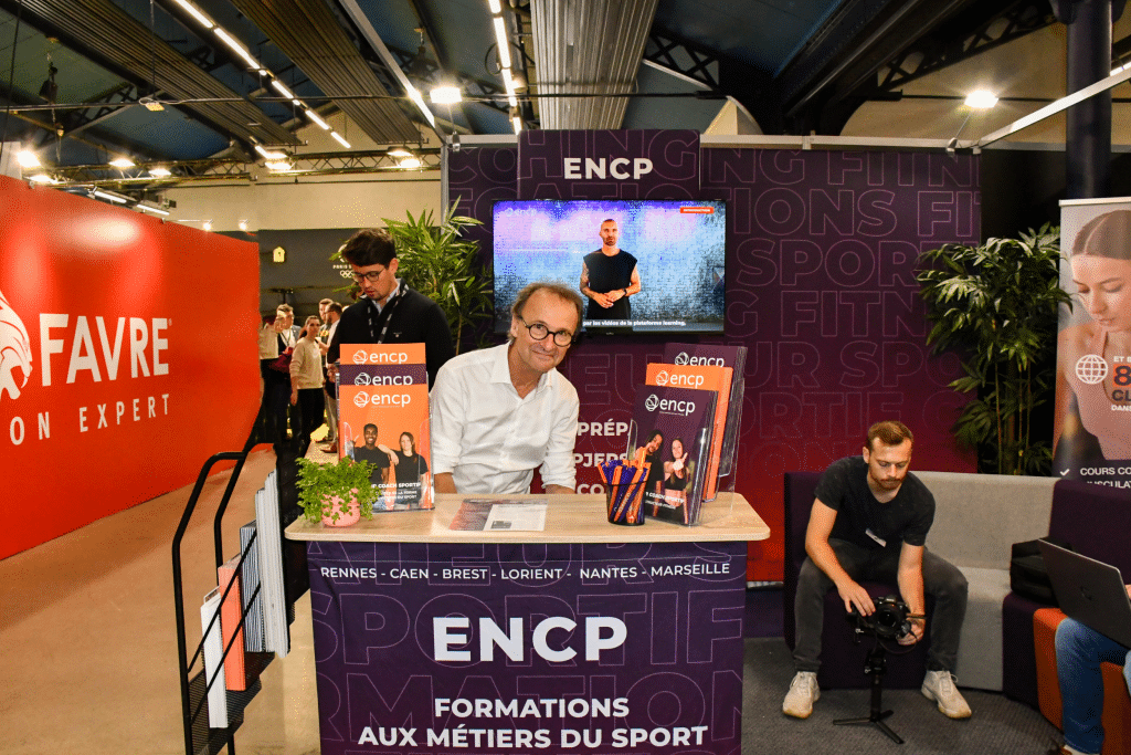 Stand ENCP formations métiers du sport, salon professionnel.